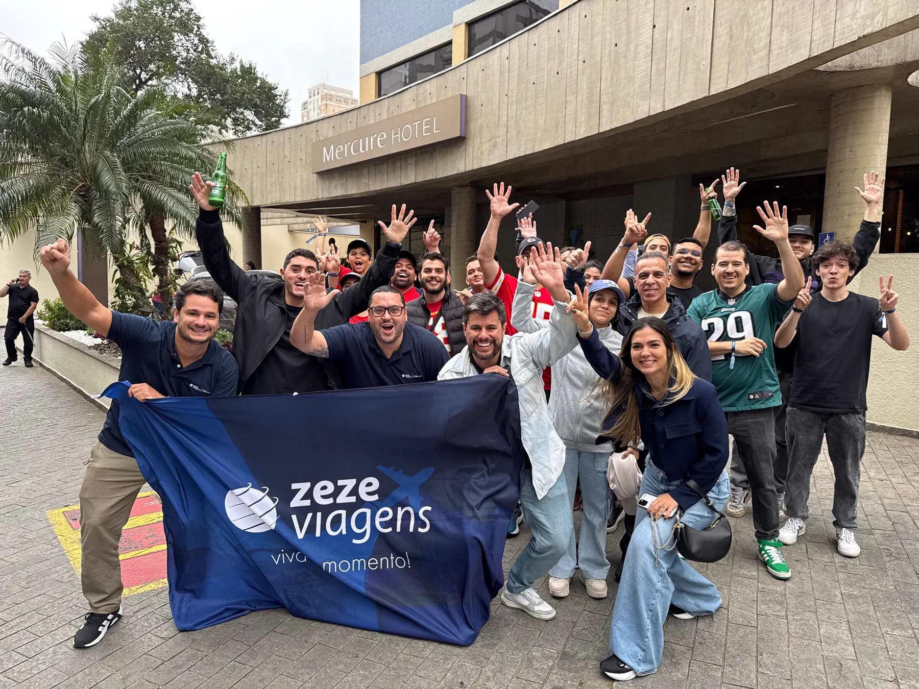 Grupo ZV em evento de futebol americano